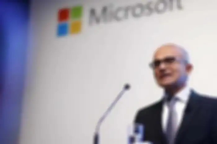 Ungkapan Satya Nadella berbanding terbalik dengan pemikiran yang dimiliki oleh Jack Dorsey, selaku CEO Twitter.