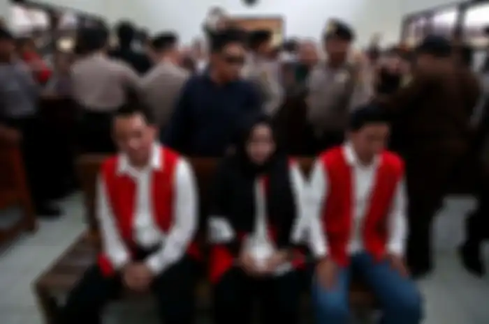 "Mengapa aset FT yang merupakan uang jemaah dirampas negara, apakah itu uang korupsi sehingga harus dirampas?"