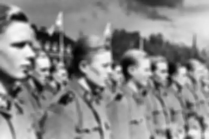 Pada Perang Dunia II justru ada ribuan warga Yahudi yang justru bergabung dengan pasukan Nazi Jerman sementara saudara mereka dibantai.
