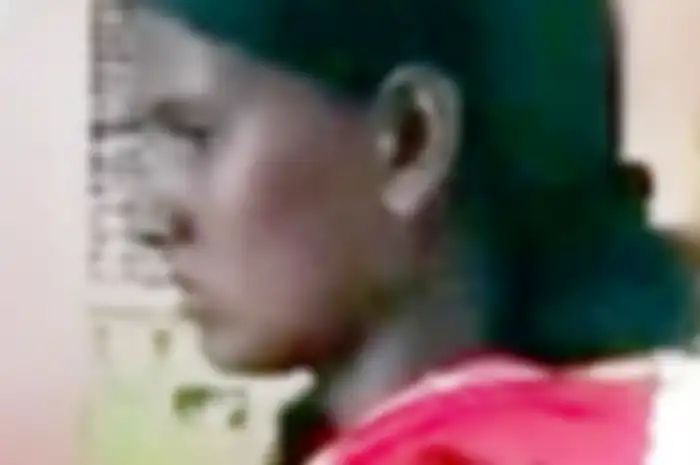 Seorang wanita ingin meracuni tamu dalam pesta keluarga. Ia kesal karena sering diledek keluarga suaminya, namun racun ular itu menewaskan anak-anak.