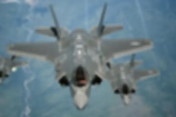 Sebuah jet tempur F-35 yang diklaim program senjata termahal Amerika Serikat (AS) dilaporkan jatuh di Carolina Selatan.