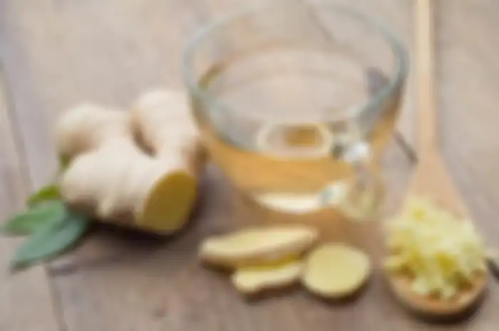 Kandungan jahe digunakan sebagai obat antivirus yang sangat baik, seperti vitamin C, kurkumin, berbagai asam amino, asam oksalat, dan flavonoid.