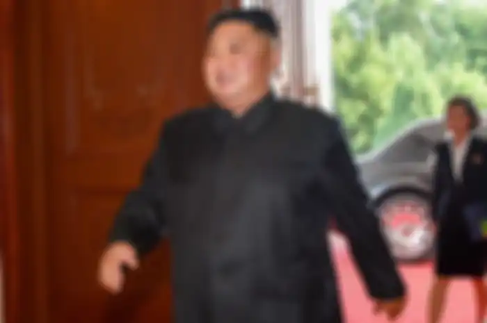 Tahun lalu, pemimpin Korea Utara Kim Jong-un menghabiskan setidaknya $ 640 juta (Rp9,7 triliun) untuk membeli barang-barang mewah dari China.