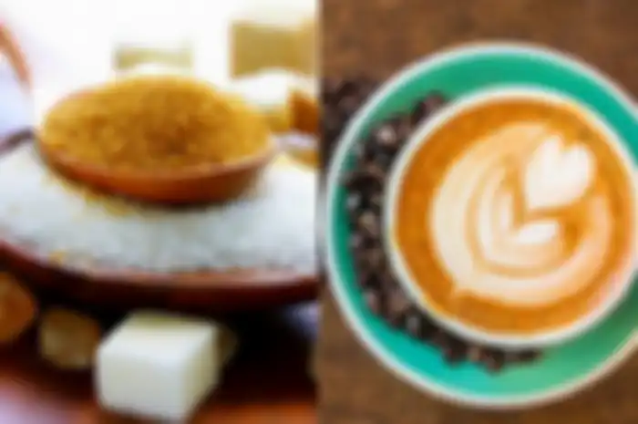 Penasarankah kamu, sebenarnya mana cara minum kopi yang lebih sehat: pakai gula pasir putih biasa atau pakai gula aren (palm sugar)?