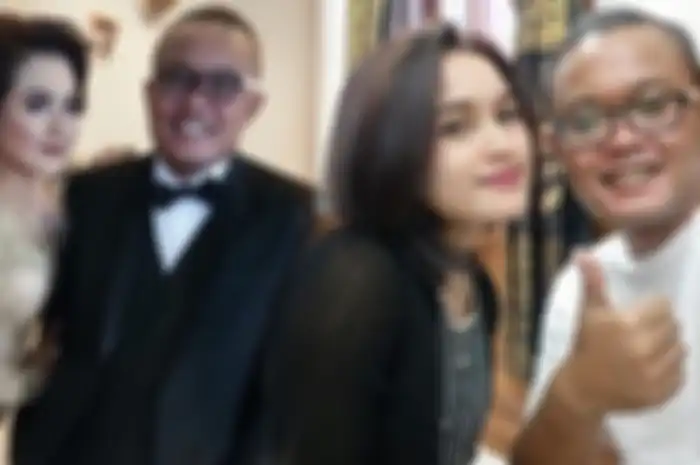 Sule angkat bicara soal kabar ia memiliki hubungan khusus dengan Rita Tila. Sebenarnya, lebih cepat pria atau wanita yang move on setelah cerai?