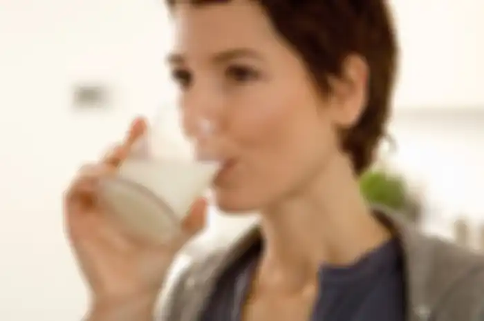 Ada cara mencegah osteoporosis yang dapat Anda lakukan setelah berusia 50 tahun. Yuk jaga kesehatan bersama!