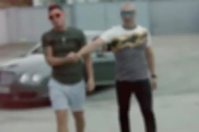Francisco Tejon menyerahkan diri ke polisi Spanyol, dua minggu setelah muncul dalam video klip vulgar yang tayang di YouTube.
