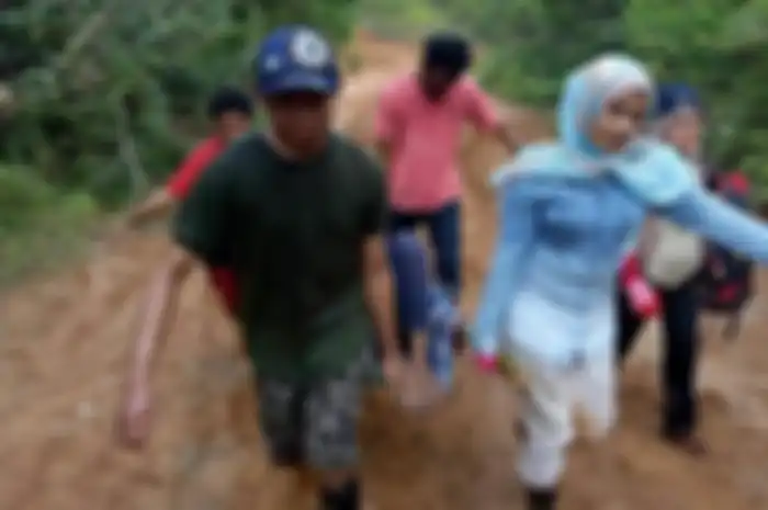 Bertepatan dengan peringatan Hari Dokter Nasional hari ini, pantas kiranya kita mengingat kembali sosok dokter Amalia Usmaianti.