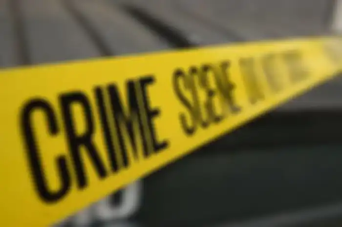 Di hadapan polisi, Lomrah mengaku membunuh M lantaran kesal karena bayi tersebut terus-menerus rewel saat diasuhnya. 