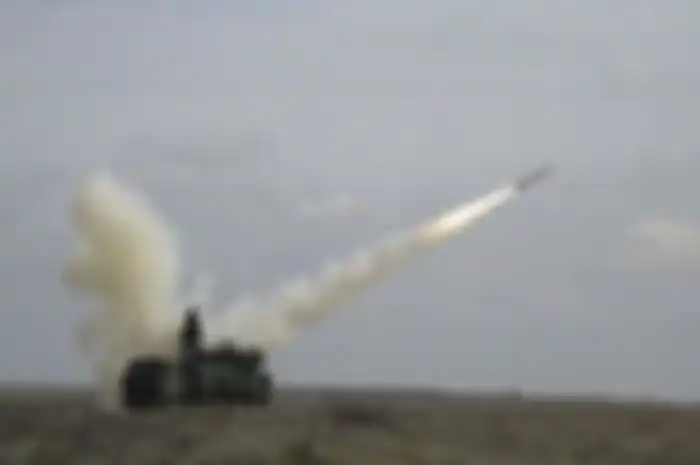 Militer Rusia dilaporkan menguji coba sistem pertahanan rudalnya di tengah ketegangan yang terjadi sejak Minggu (25/11/2018).