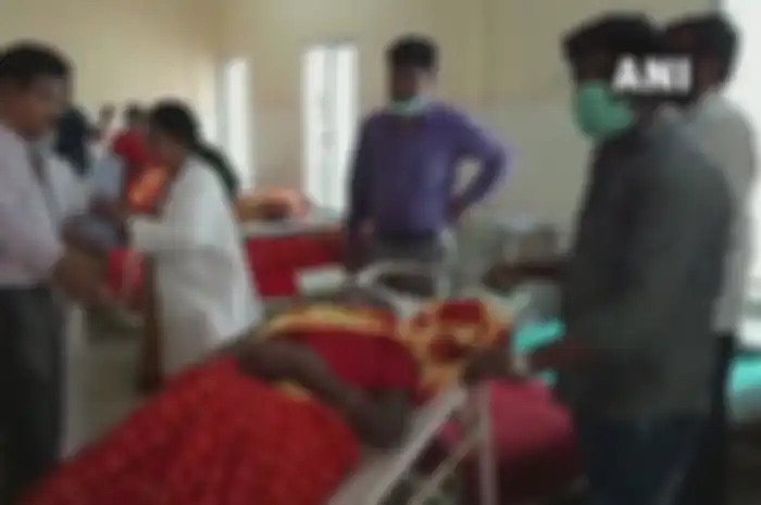 Sebuah ritual keagamaan berujung nahas kembali terjadi di India dimana puluhan orang jatuh sakit hingga meninggal.