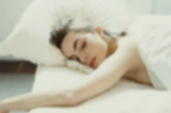 Bagi banyak orang, mimpi dipercaya lebih dari sekadar bunga tidur. Mereka menyakini jika mimpi adalah bagian dari firasat akan suatu peristiwa.