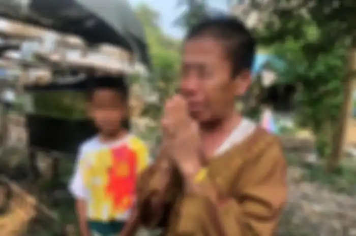 Saat ditemukan, orang tua ini dalam kondisi mental yang baik,pria ini mengatakan ingin berkunjung ke China, menjumpai cucunya.