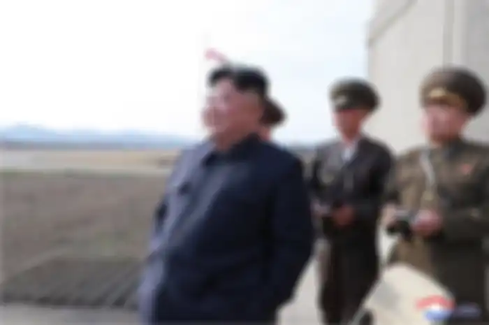 Kim Jong Un, pemimpin Korea Utara, diketahui telah mengawasi uji coba "senjata berpemandu taktis tipe baru."