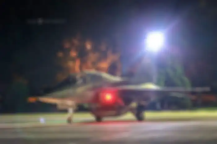 Tentara Nasional Indonesia Angkatan Udara ( TNI AU) menyatakan akan melakukan kegiatan membangunkan sahur.