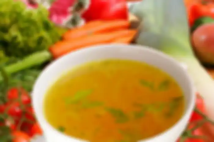 Apakah Anda sedang mencari makanan super untuk meningkatkan kesehatan Anda? Berikut 5 makanan super yang dapat Anda konsumsi!