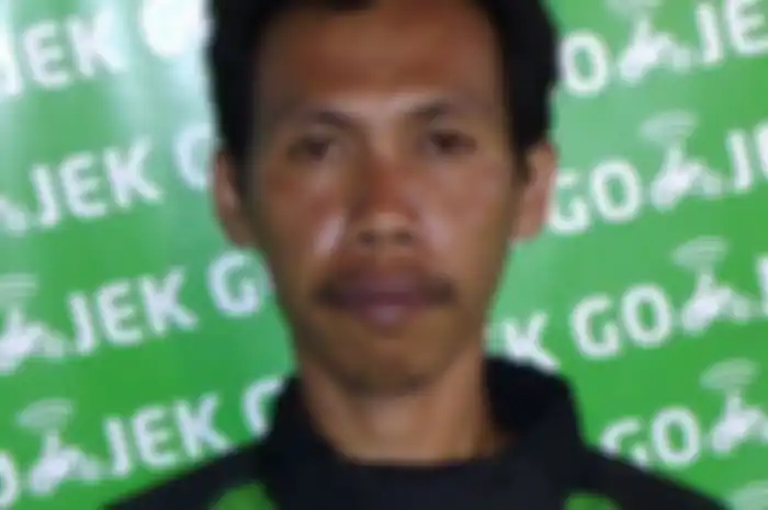 Lima hari sejak kehilangan sepeda motor yang jadi tumpuannya mengojek akibat dicuri, kini Anton mendapatkan dana hasil donasi sekitar Rp 90,6 juta.