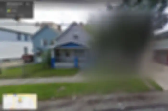 Meski hanya rumah penduduk, rumah tersebut ternyata menyimpan misteri besar yang cukup mengerikan jika Anda mengetahuinya.