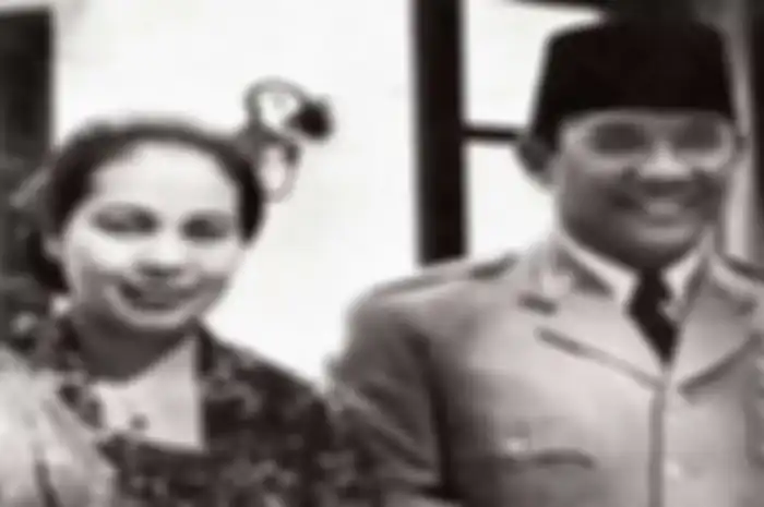 Salah seorang yang menyaksikan saat-saat penting Proklamasi  dari dekat dan jarang disebut-sebut ialah Ibu Fatmawati.
