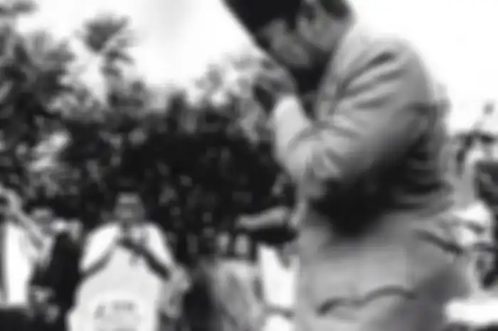 Empat tangisan pilu Bung Karno semasa hidupnya yang tercatat dalam sejarah Indonesia, salah satunya saat tandatangani eksekusi mati sahabatnya.