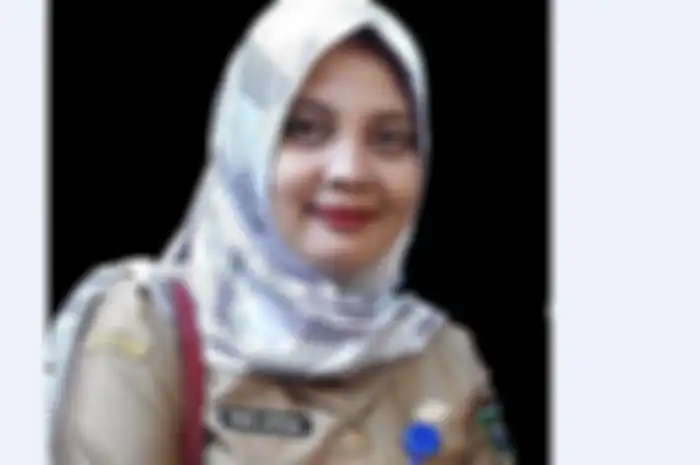 Terlahir dari keluarga sederhana, anak pasangan Heryanto dan Nurhayalis ini meraih pencapaiannya saat ini dengan tidak mudah.