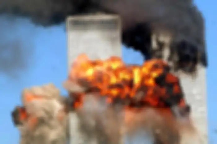 The Only Plane in the Sky, mengungkap kepiluan tragedi teror 9/11 dari saksi yang secara tak terduga selamat ataupun orang terdekat korban.