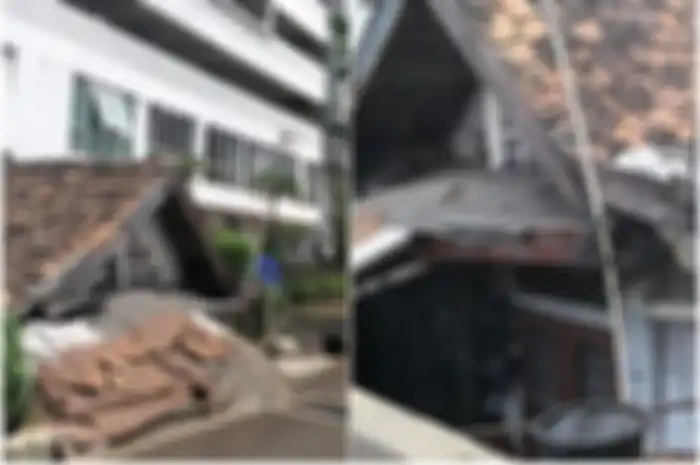 Tapi, tak semua isi Jakarta adalah bangunan mewah nan megah, banyak pula rumah-rumah tua yang berdiri di sana.
