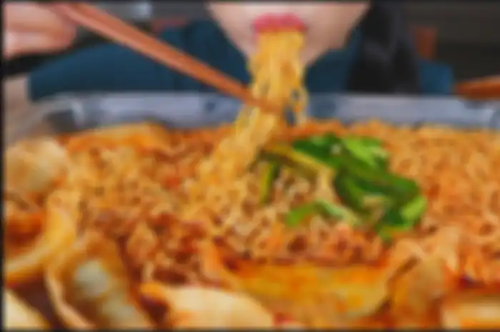 Meski harga mie murah, makanan ini mengandung kadar nutrisi yang rendah, serta lemak dan garam yang tinggi.