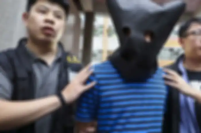 'Menanamkan jarum yang tajam di angkutan umum dapat menyebabkan korban serius.' Simak selengkapnya seperti apa?