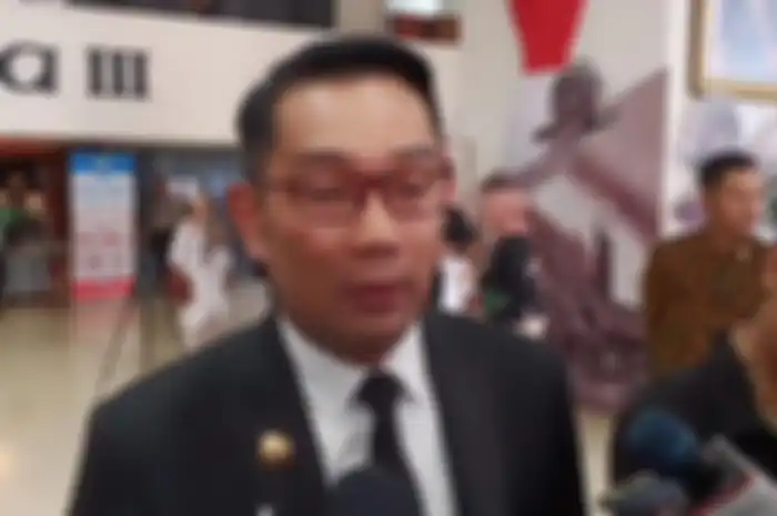 Gubernur Jawa Barat, Ridwan Kamil menyebutkan angka yang berkaitan dengan kasus masyarakat yang tidak bisa menahan diri.