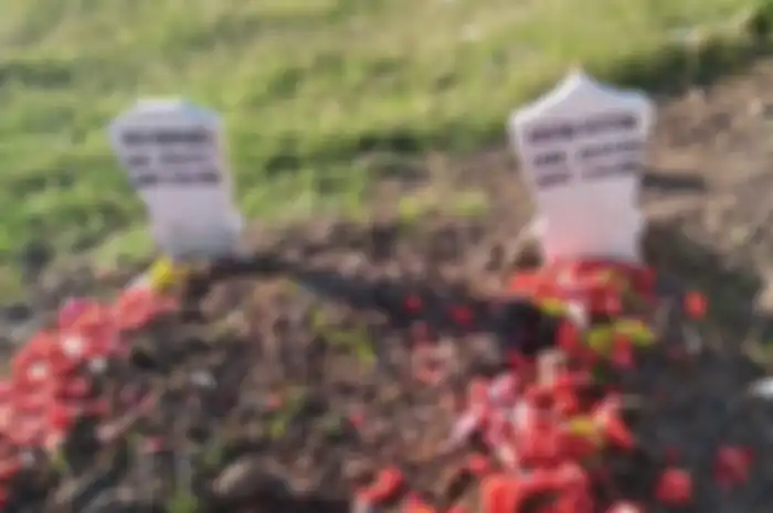 Ayah dan ibunya meninggal berselang 30 menit karena Covid-19, 'Covid-19  ini gak main-main' tulis Fridan di twitternya.