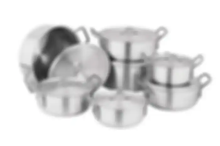 Hindari pemakaian peralatan masak aluminium bersentuhan dengan bahan-bahan masakan berikut ini. Karena bisa jadi racun.