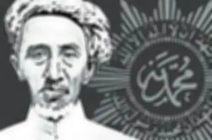 Pada 18 November 1912 Muhammadiyah berdiri. Muhammadiyah adalah ormas Islam yang sangat berkonsentrasi pada dunia pendidikan.
