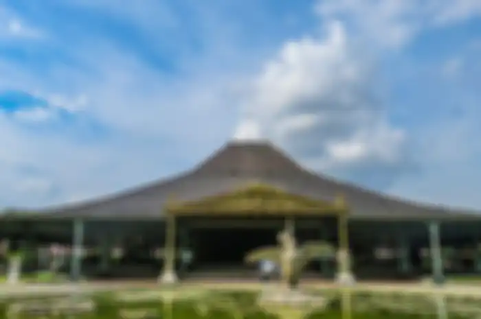 Sikap memberontak Pangeran Sambernyawa ternyata terwarisi dari ayahnya, Arya Mangkunegara. Dia terkenal keras terhadap VOC bahkan harus rela kehilangan takhta Mataram Islam.