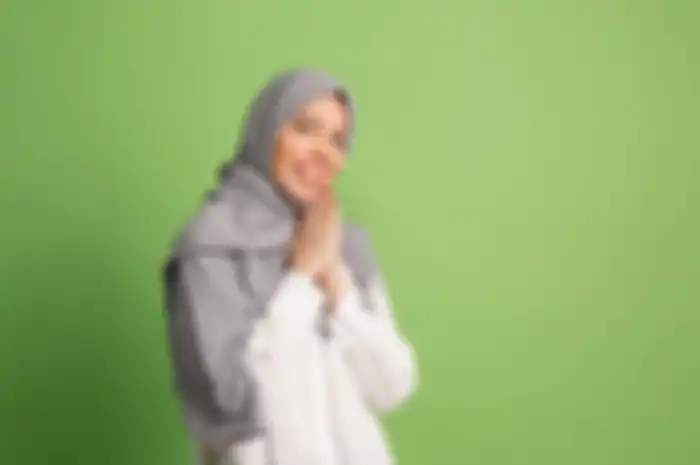 Ada banyak variasi ucapan selamat ulang tahun untuk teman dalam bahasa Arab. Semoga persahabatan tetap langgeng.