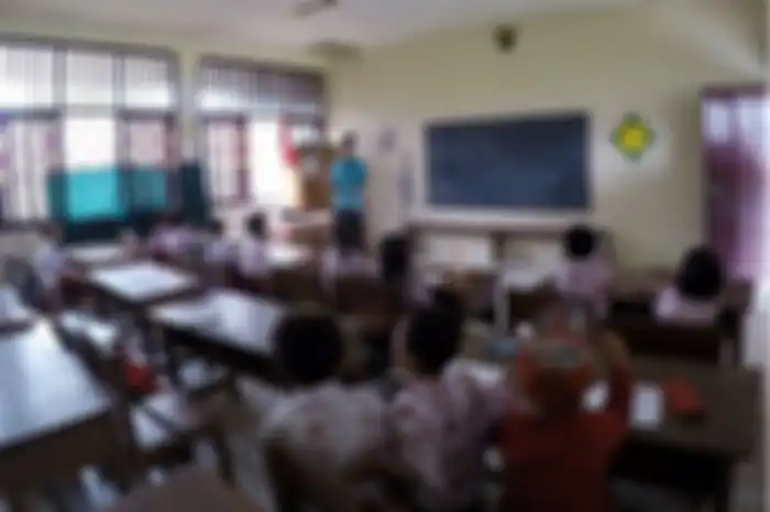 Artikel ini akan membahas tentang bagaimana sikap ibu/bapak jika menemukan sekelompok murid yang berkonflik, semoga bermanfaat.