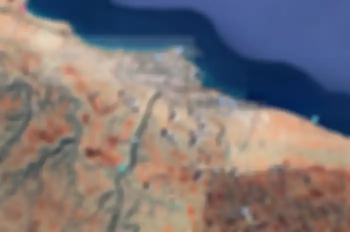 Banjir bandang disebabkan bendungan jebol di Libya sebabkan lebih dari 5.000 orang tewas dan puluhan ribu lainnya hilang dan mengungsi.