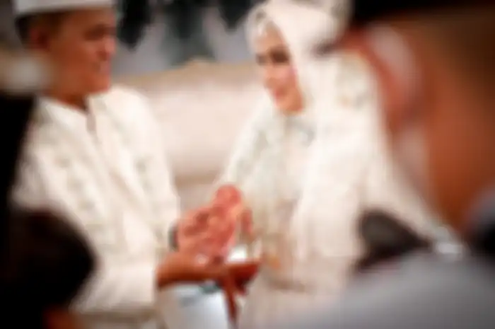 Artikel ini akan membahas tentang arti mimpi menikah dengan pacar menurut Islam.