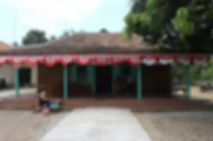 Rumah sejarah Djiauw Kie Siong di Kecamatan Rengasdengklok, Kabupaten Jawa Barat, Sabtu (19/8/2017). Rumah Djiauw Kie Siong merupakan tempat persinggahan Bung Karno dan Hatta saat dibawa oleh generasi muda pada 16 Agustus 2017. Artikel ini menjelaskan bagaimana Peristiwa Rengasdengklok memberikan manfaat yaitu keputusan untuk memproklamasikan kemerdekaan Indonesia.