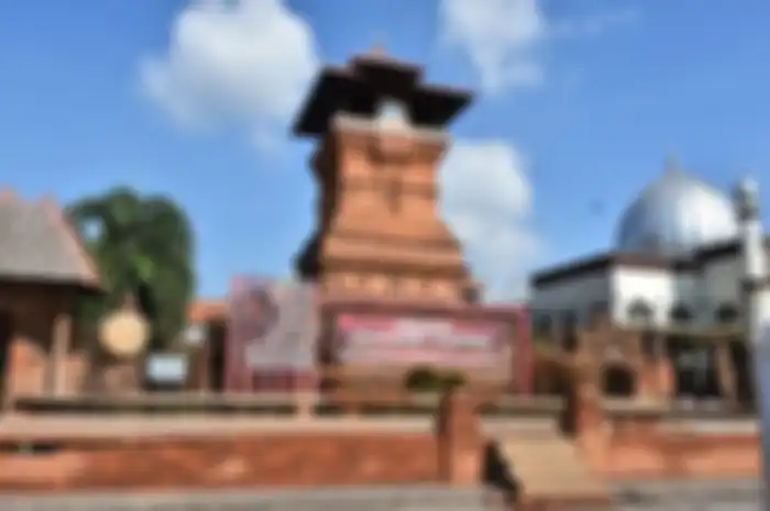 Harun Nasution membagi sejarah Islam ke dalam tiga periode besar. Di antaranya masa tahun 1800 sampai sekarang. Pada masa itu oleh Harun Nasution disebut dengan masa atau abad modern.