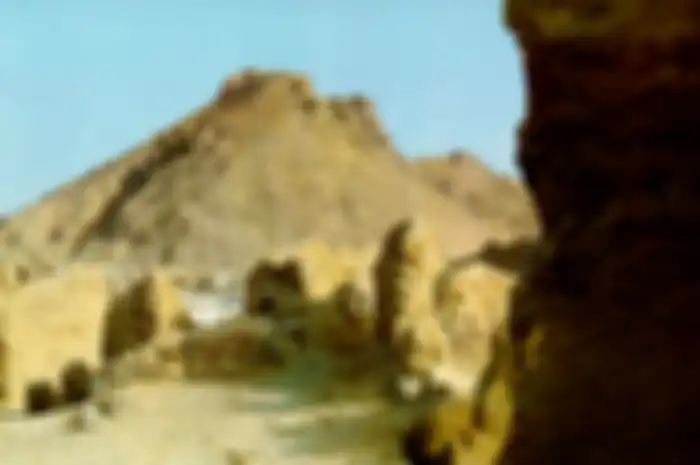 Salah satu peristiwa penting yang terjadi di bulan Syawal adalah Perang Uhud, di mana Nabi Muhammad terluka dan diisukan meninggal dunia.