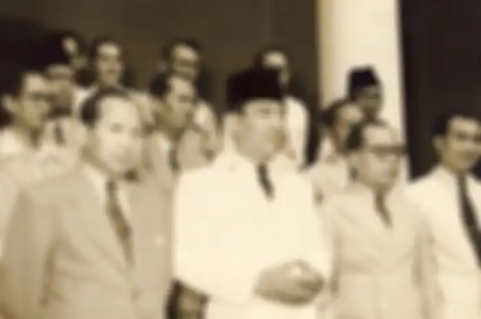 Kisah lidah sakti dan keris Bung Karno.