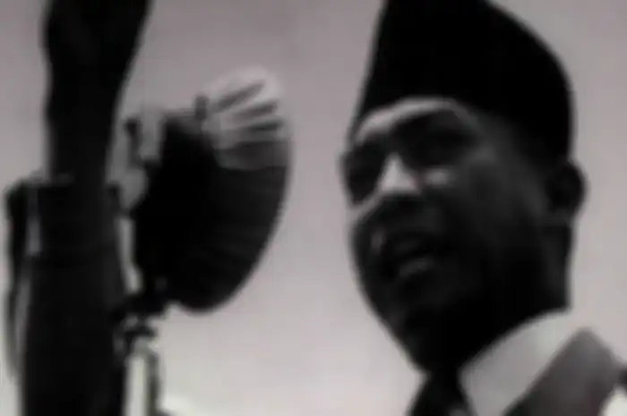 Saat Sumpah Pemuda diikrarkan, di mana gerangan sosok Bung Karno dan Bung Hatta? Asvi Marwan Adam menawarkan dua alasan.
