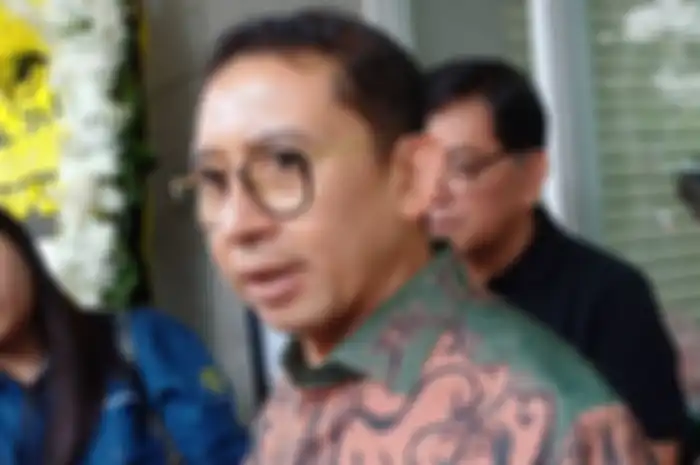Menteri Kebudayaan Fadli Zon sudah membentuk tim khusus untuk penulisan ulang sejarah Indonesia (Kompas.com)