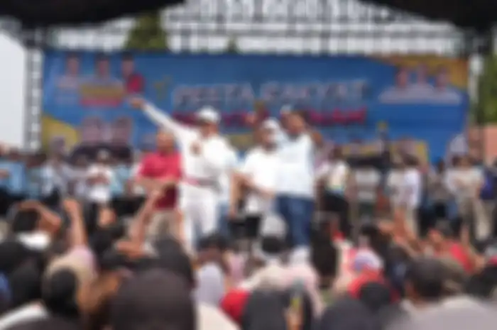 Dedi Mulyadi yang sekarang adalah Gubernur Jawa Barat melalui semuanya dari nol. Pernah jualan es mambo hingga kuli angkut hingga tukang ojek (Kompas/Tim Media Dermawan)