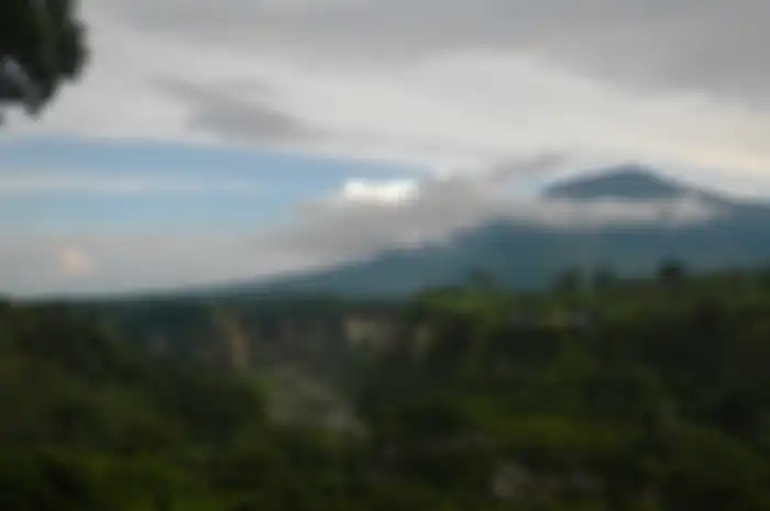 Tak Kedip Memandang Ngarai Sianok