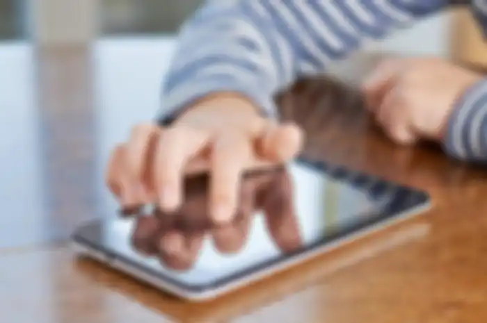 Sering Main Game di Smartphone? Hati-hati 'Cybersickness'