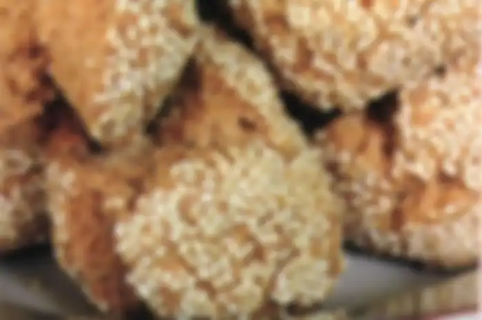 Oleh-oleh khas Solo: onde-onde Notosuman