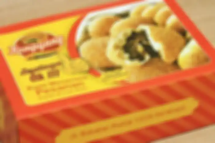 Konon, dulu roti ini dibuat untuk ransum tentara karena keras dan tahan lama.