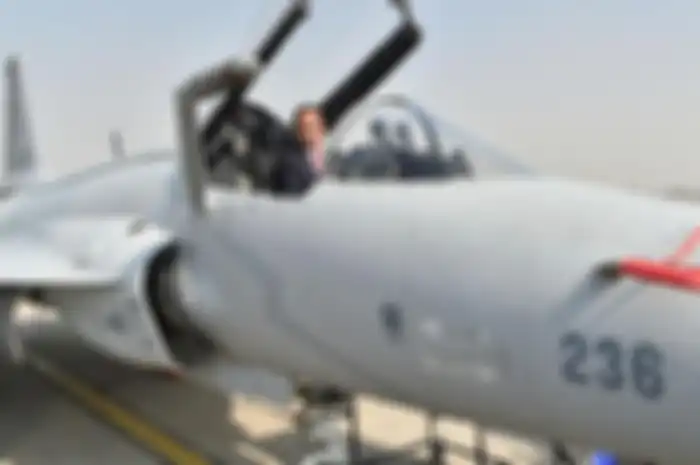 Buyarnya Indonesia untuk membeli Su-35 juga terkait ancaman embargo persenjataan dari AS.